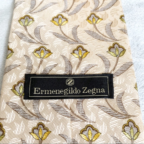 Ermenegildo Zegna Tan Floral Print Silk Tie - Picture 3 of 4
